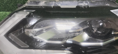 Битая Фара левая Nissan X-Trail T32 (17-22) LED