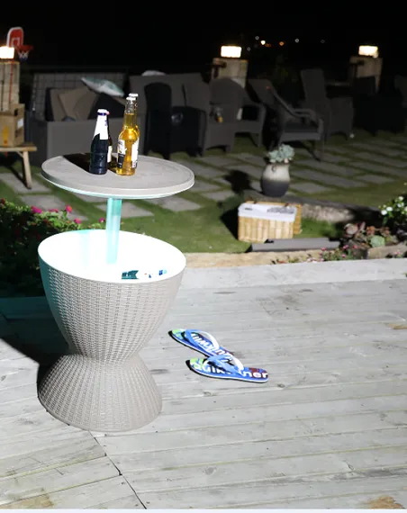 Стол пластиковый мини-бар Belle Cool Bar