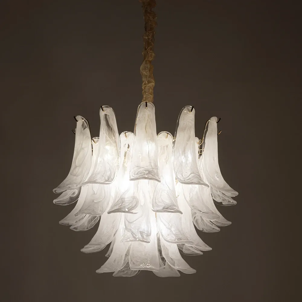 Подвесная люстра Arte Lamp MAYA