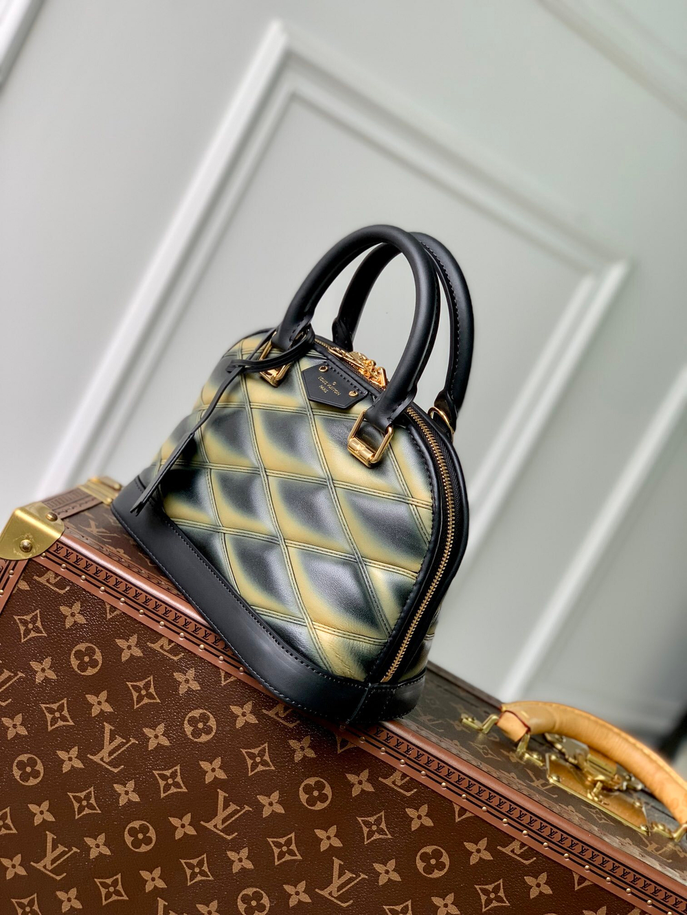 Louis Vuitton Alma BB