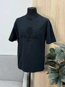 Футболка Prada