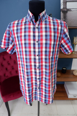 Рубашка Ostin в клетку 46 размер