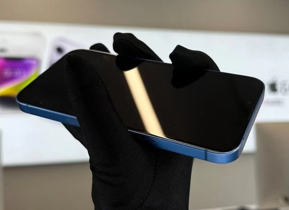 iPhone 13, 128 ГБ б/у