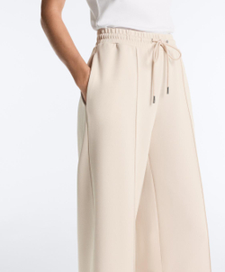 Oysho Прямые брюки из хлопкового пике со складками, светло-бежевый