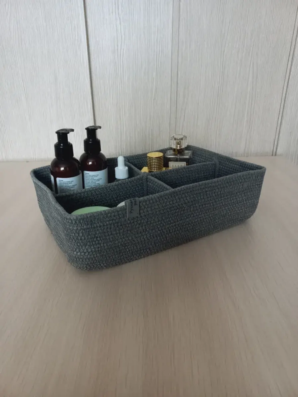 Органайзер для косметики плетеный