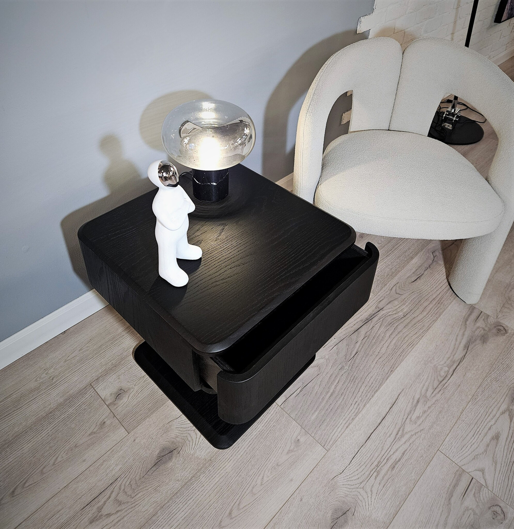 Лампа настольная Marquina L