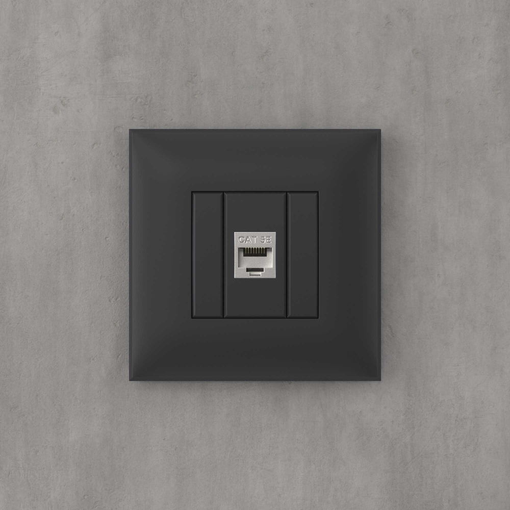 Компьютерная розетка RJ-45 без шторки в стену, кат.5e одинарная экранированная, "Avanti", "Черный матовый"