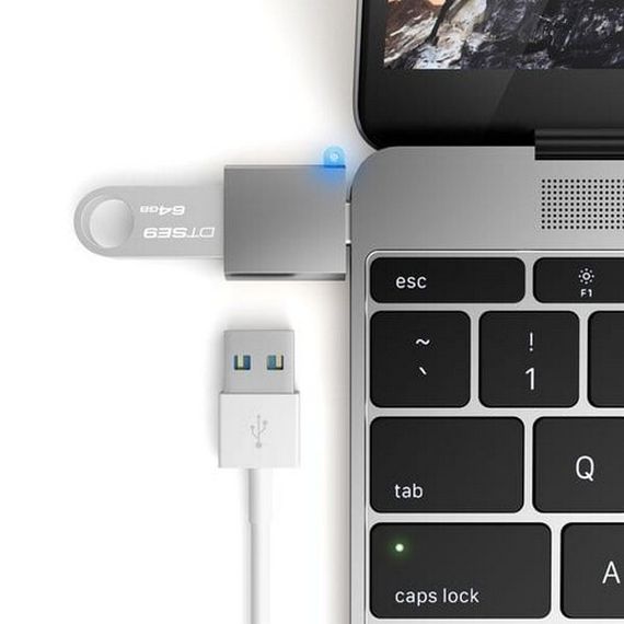 Адаптер Satechi Aluminum USB-C - USB-A 3.0 (ST-TCUAM) Space Gray