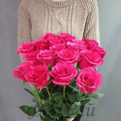 Роза цветная