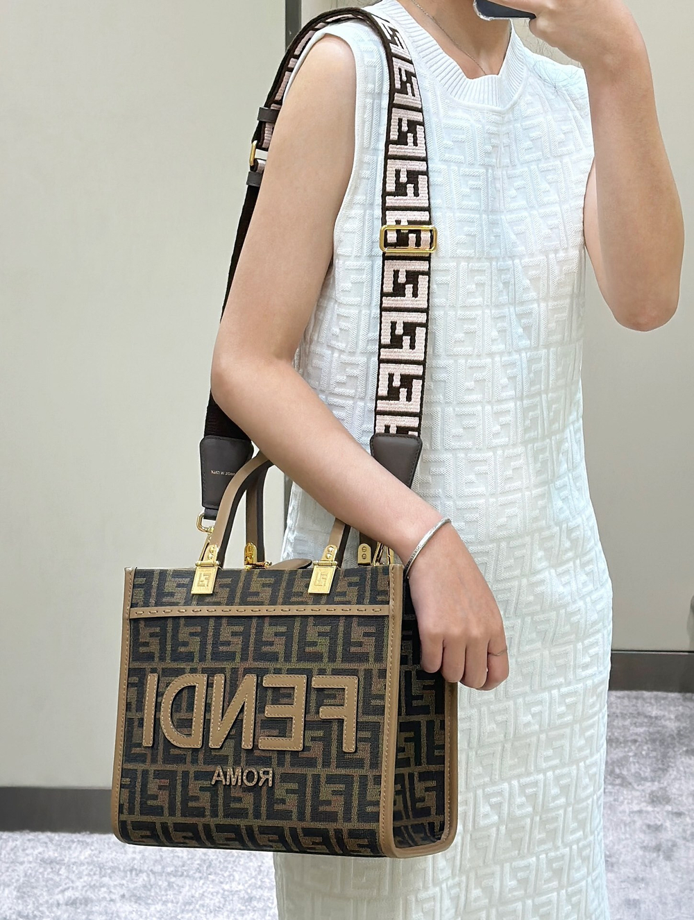 Fendi Sunshine Small 25 cm