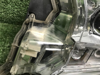 Битая Фара левая Toyota Land Cruiser 200 15-21 LED