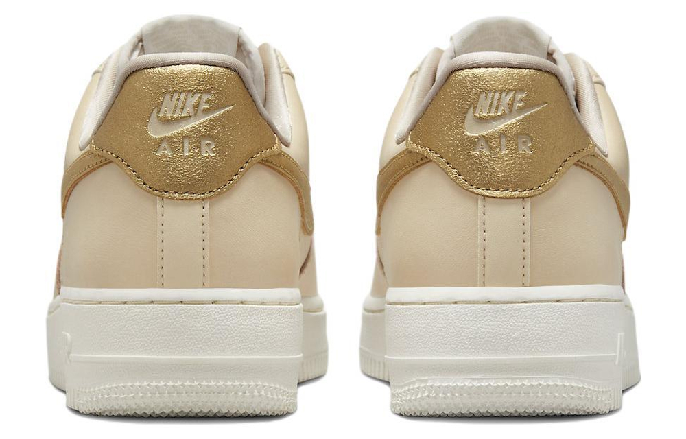 Кроссовки Nike Air Force 1 Low "Gold Swoosh" (Женская размерная сетка)