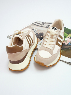 Кроссовки женские демисезонные