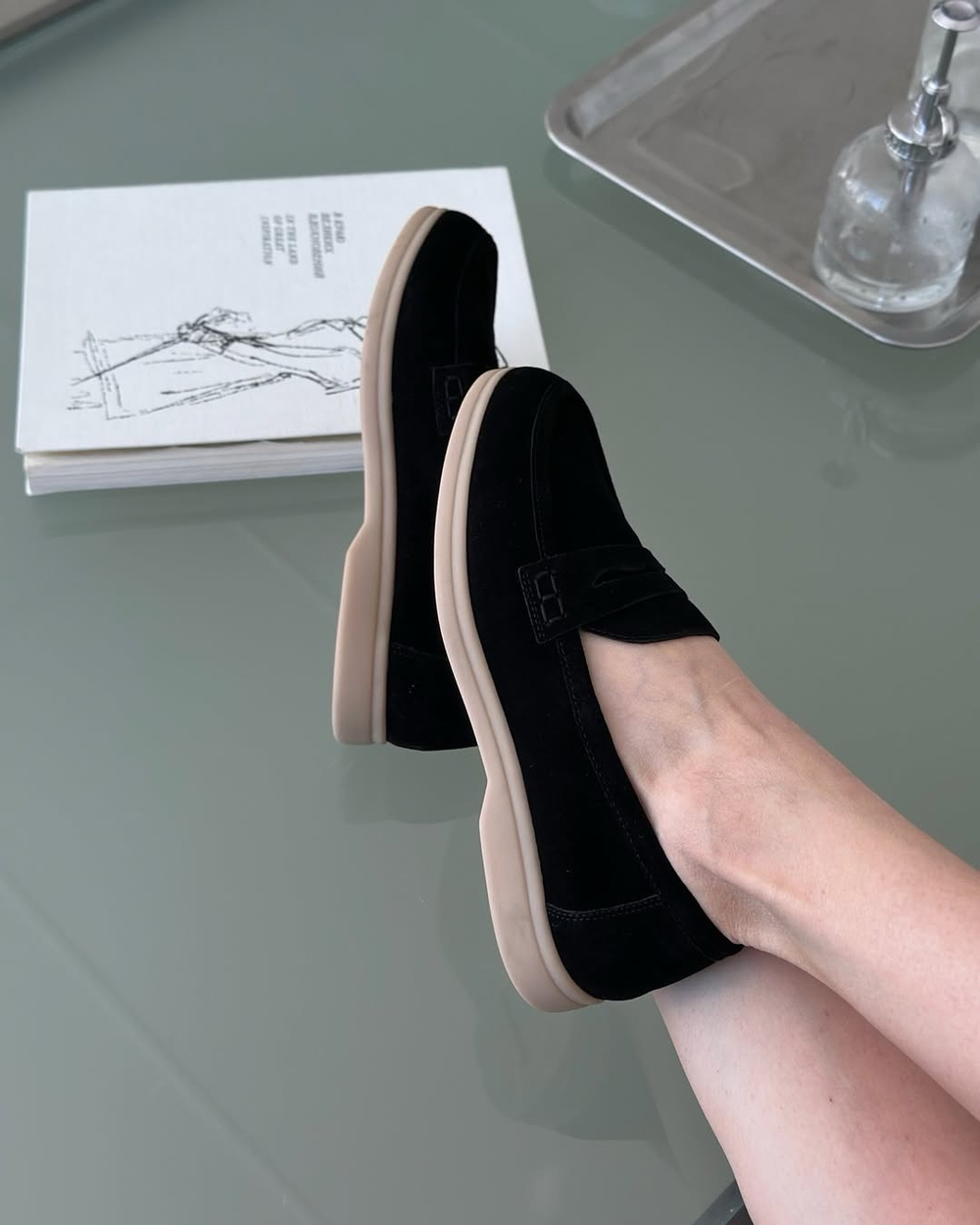 Лоферы из натуральной замши