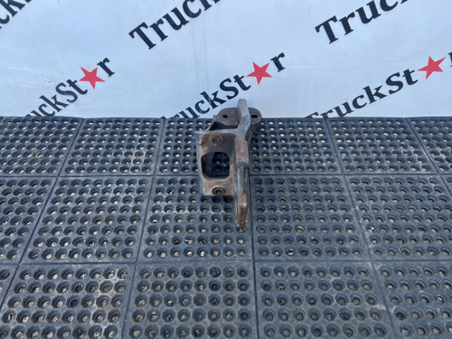 Кронштейн рессоры передней левый