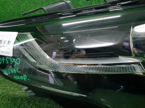 Фара правая Land-Rover Discovery Sport (2014-2019) ксенон