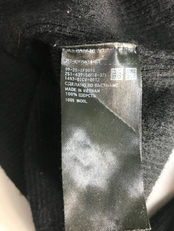 Джемпер Uniqlo базовый из шерсти, маркировка М, визуально на 46 размер