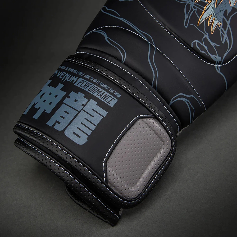 Боксёрские перчатки Venum Thunder Dragon Boxing black/grey/copper