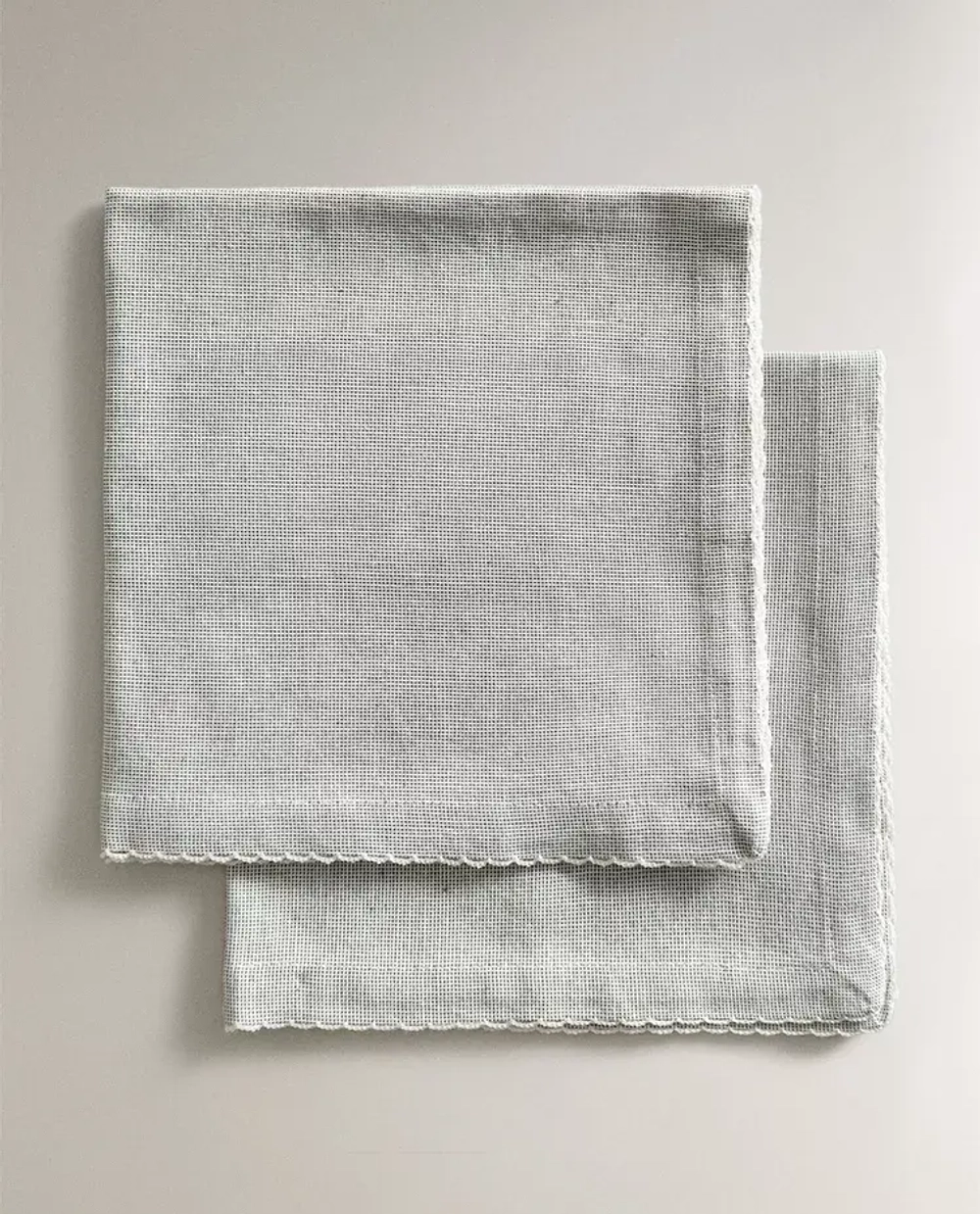 ZARA HOME САЛФЕТКИ С ФЕСТОНАМИ (НАБОР ИЗ 2 ШТ.),СЕРЫЙ