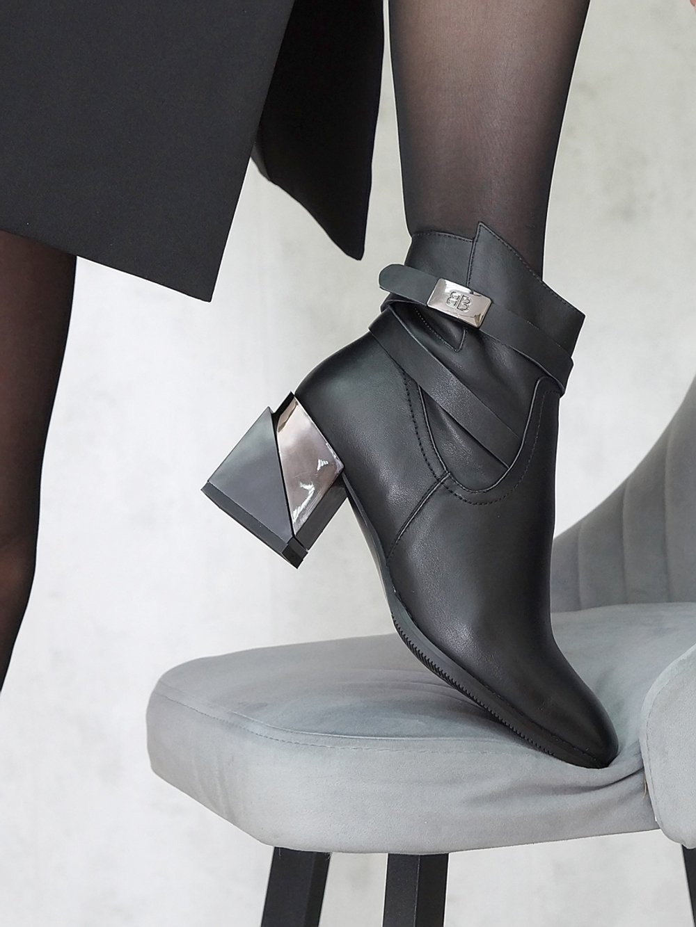 Полусапожки женские SUMMER GIRL YP9113A