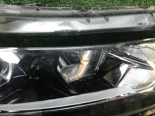 Фара правая Nissan Qashqai j11 17-23 галоген