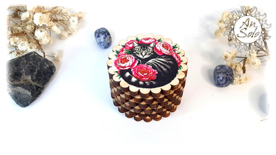 Мини-шкатулка "Киса в пионах"