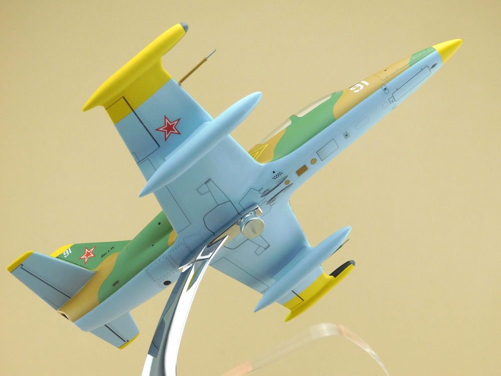Модель самолета L-39 (М1:48, ВВС России, 91)