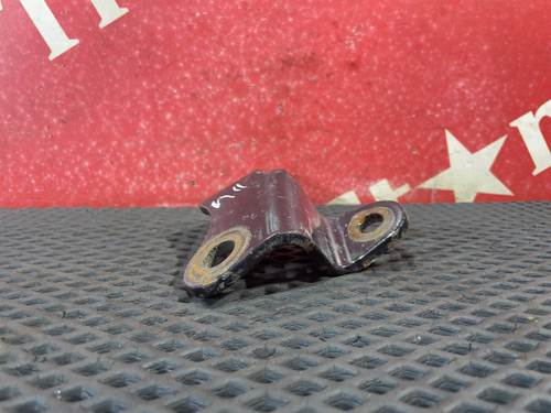 Кронштейн стойки стабилизатора