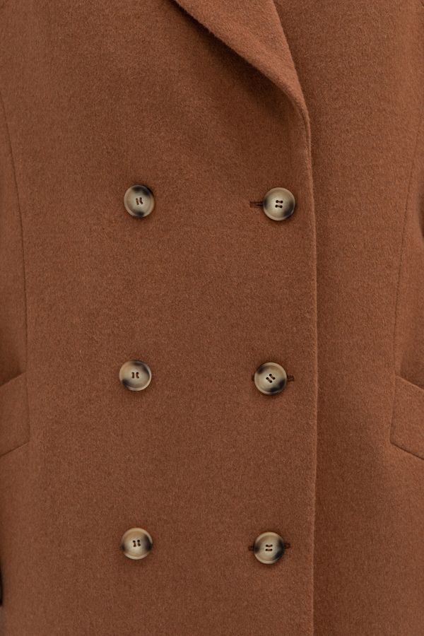 Пальто с поясом