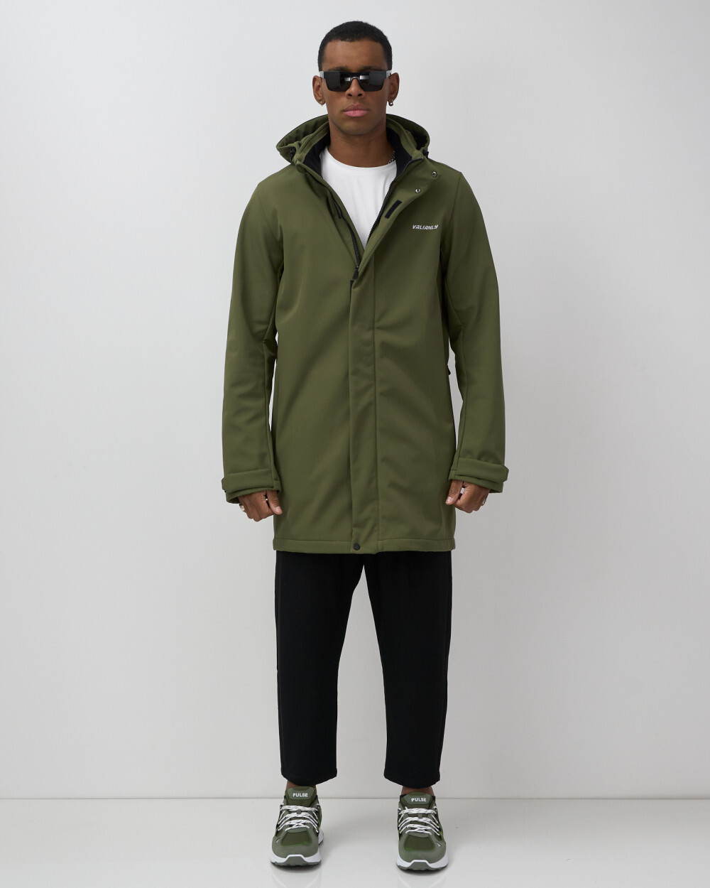 Парка спортивная мужская с капюшоном softshell цвета хаки 9565Kh