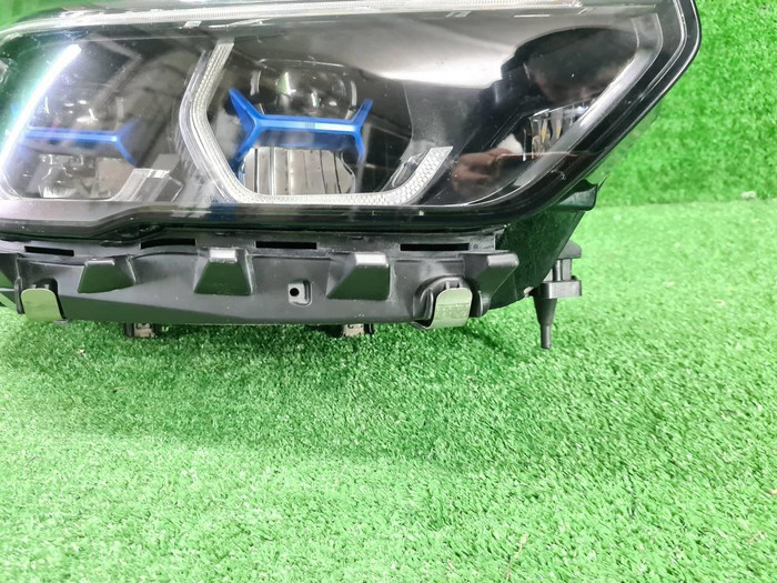Фара правая BMW X5 G05 X6 G06 (2018-2023) Laser Black Shadow (В пленке)
