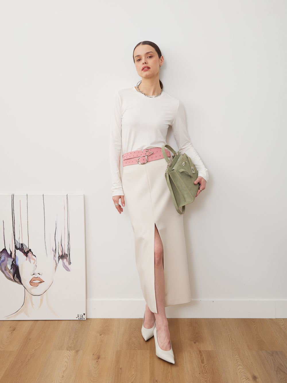 БАЗОВЫЙ ТОНКИЙ РЕМЕНЬ С МЯТОЙ ПРЯЖКОЙ ЗАМША ПУДРОВЫЙ РОЗОВЫЙ