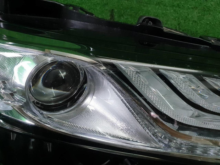 Фара правая Toyota Camry xv70 (2020-н.в.) LED