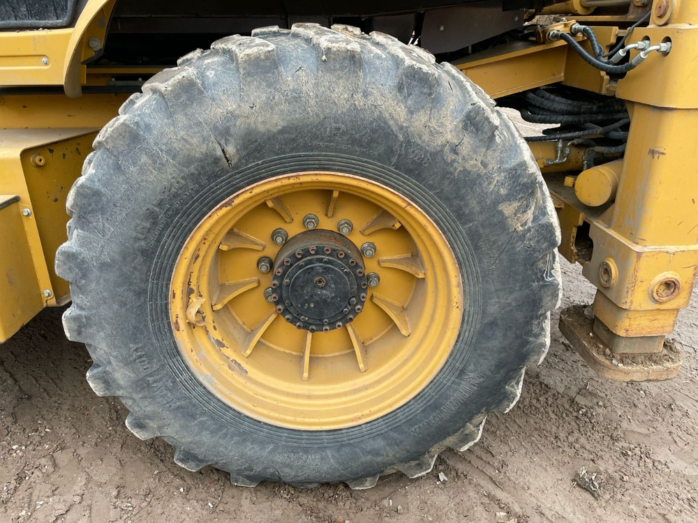 KAIMAN 4RX Экскаватор-погрузчик 4RX L (Дизельный, 4,8 л, 102 л.с., АТ)