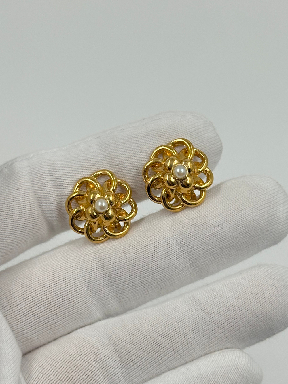 Клипсы Цветы Nina Ricci