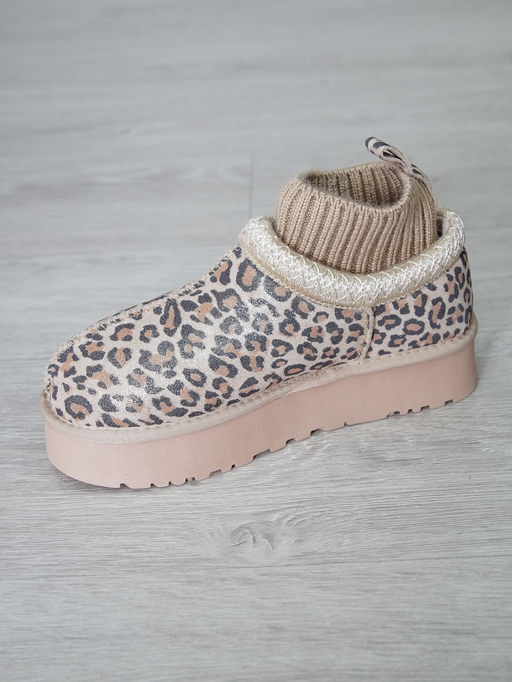 Угги женские зимние