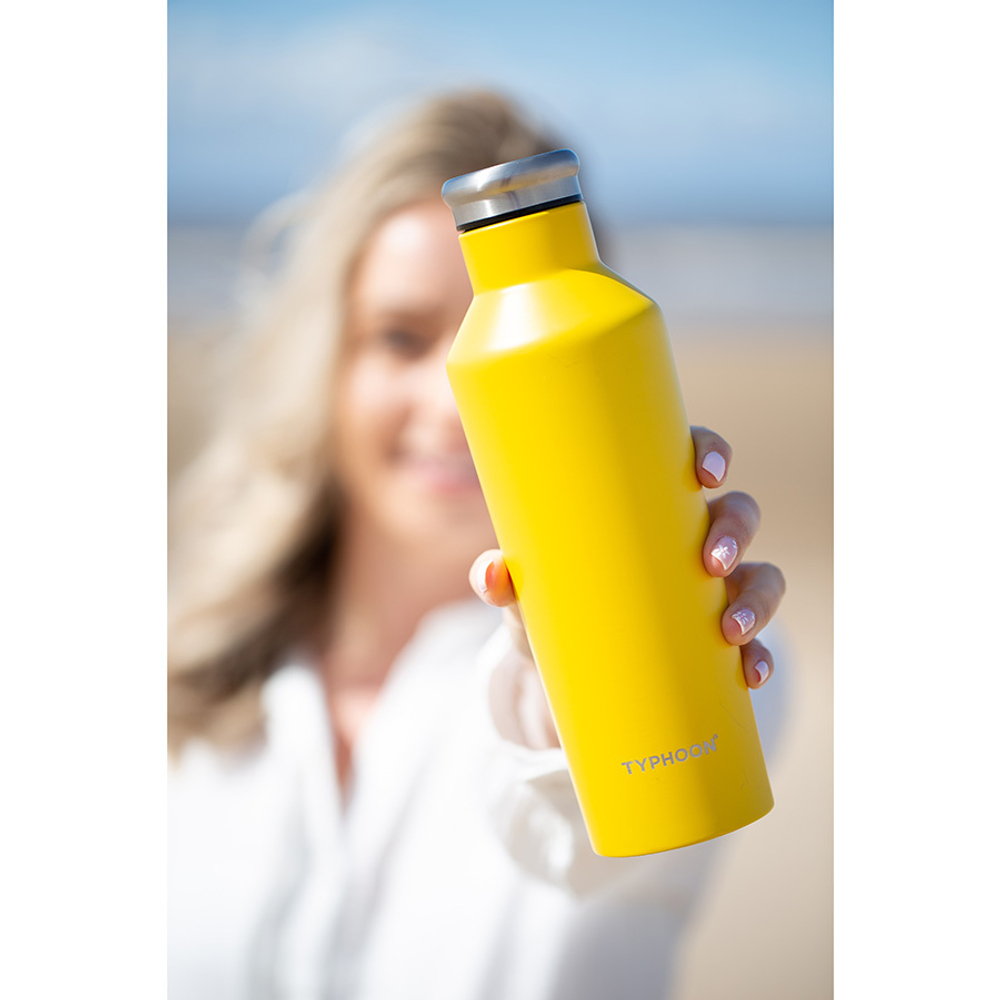 Бутылка pure 800 мл желтая