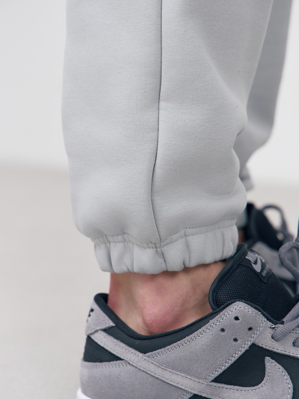 Брюки мусжкие с начесом "jogger fleece" (бетон)