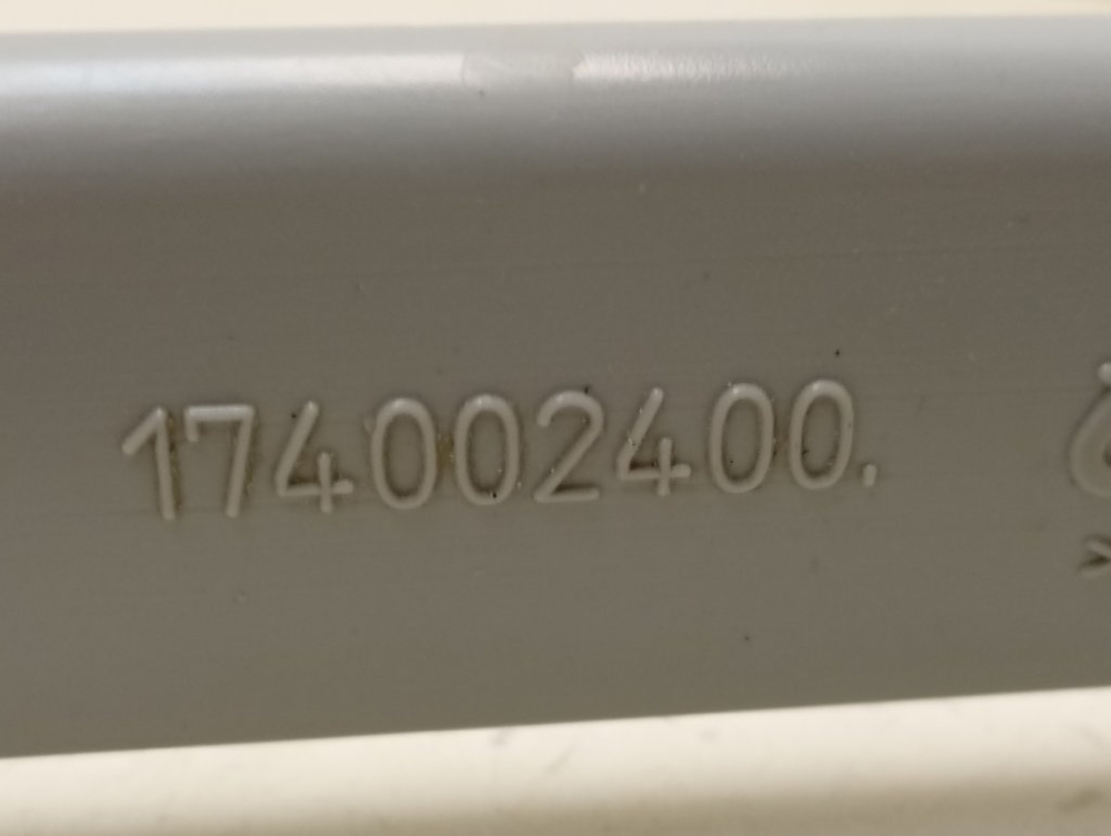 LFTA+5H1741 ктп11 Труба подводящая верхняя для посудомоечных машин Indesit, Ariston C00256576 б/у