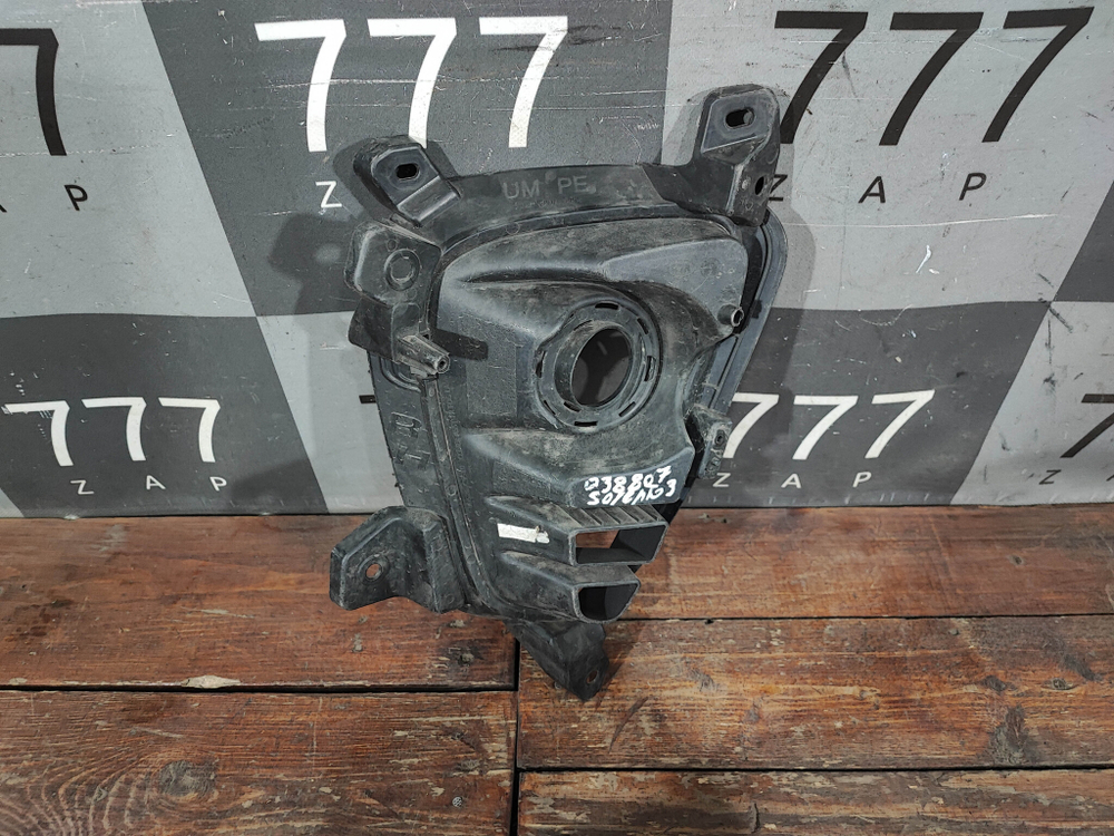 Накладка ПТФ передняя правая Kia Sorento 3 Prime (UM) 17-20 Б/У Оригинал 86526C5510