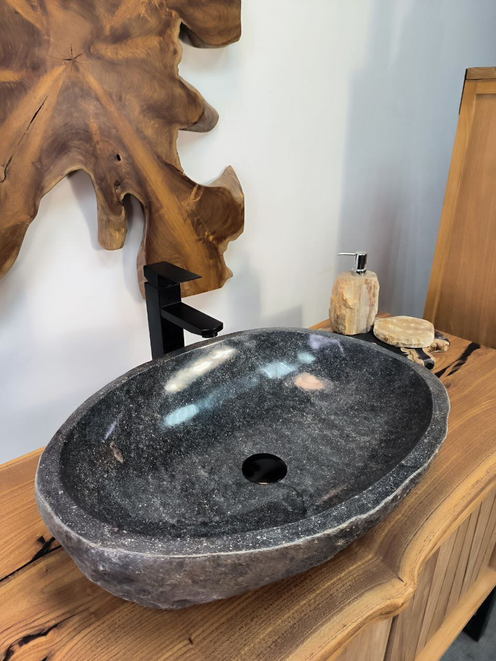 Раковина из речного камня RS-65905 58х43х16 из натурального камня