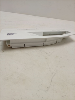 RST703DW кт18 Крышка дозатора порошка стиральной машины Ariston 250007049 б/у