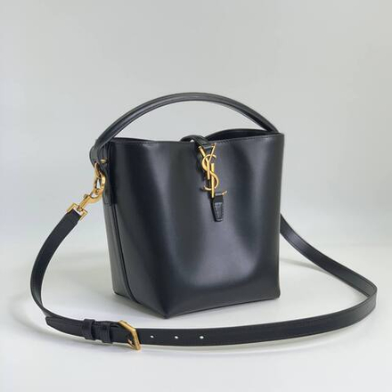 Сумка Yves Saint Laurent