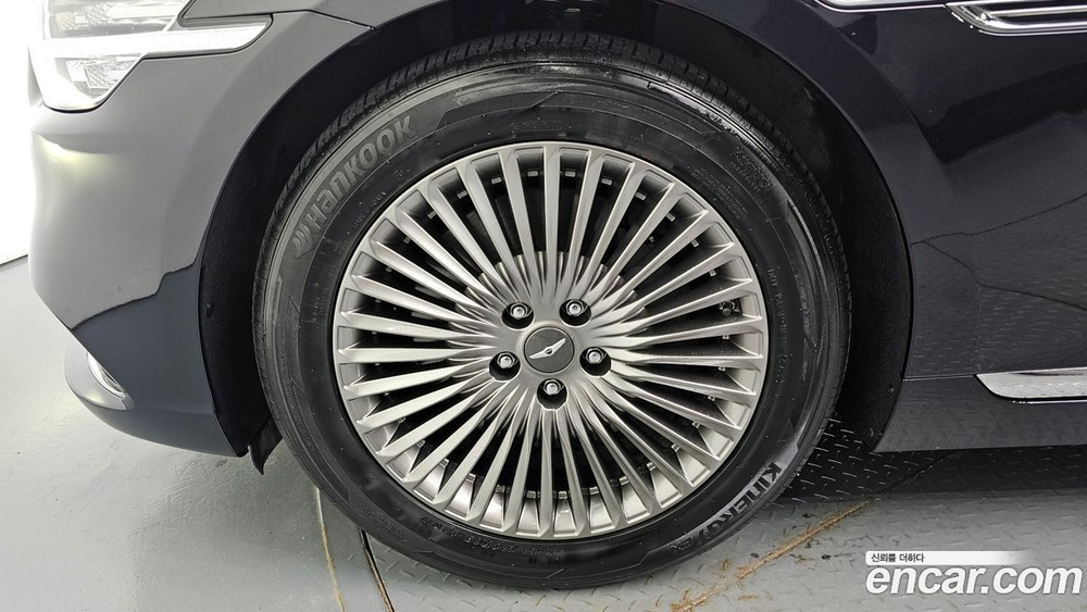 Genesis G90 3.8 AWD (04.2021)