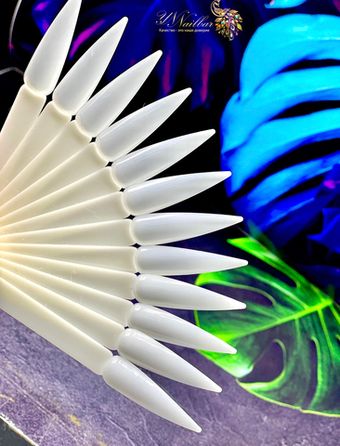 Палитра для красок на кольце острые, молочные