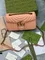 Сумка через плечо Gucci GG Marmont с матовой отделкой персиковый
