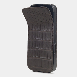 Чехол iPhone 16 Pro натуральная кожа аллигатора, коричневого цвета