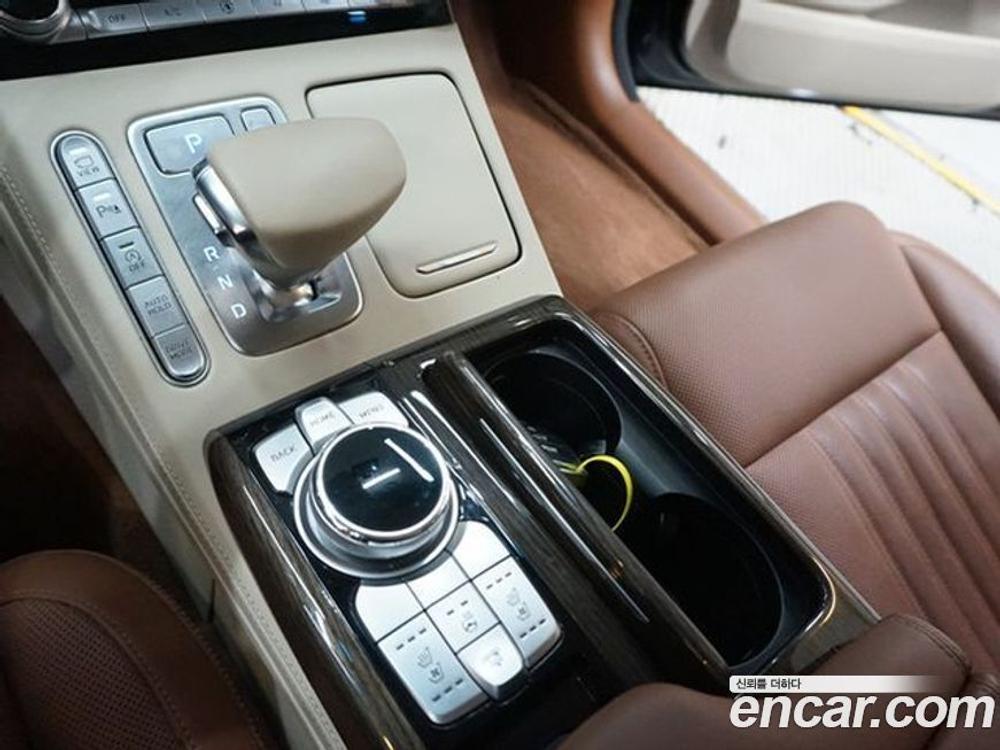 Genesis G90 3.8 (01.2020)
