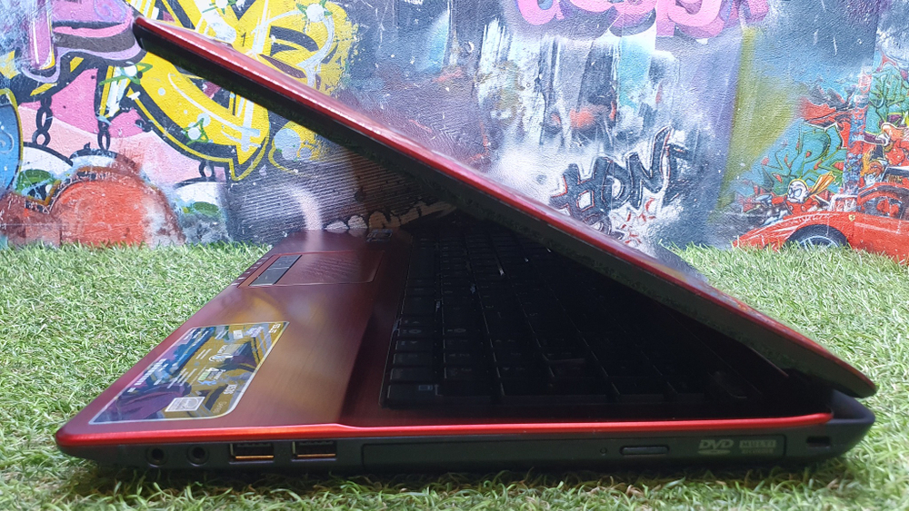 Ноутбук ASUS i3/8Gb/GT 520M 1Gb