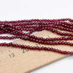 Гранат граненый бусины, диаметр около 2,2-2,4 мм, цена за нить 38 см